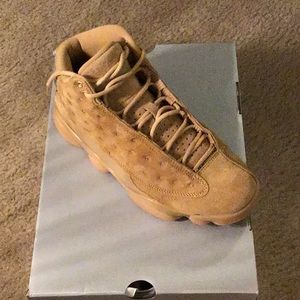 Retro Air Jordan 13 (DeadStock) Size 7 M 8.5 Wmns